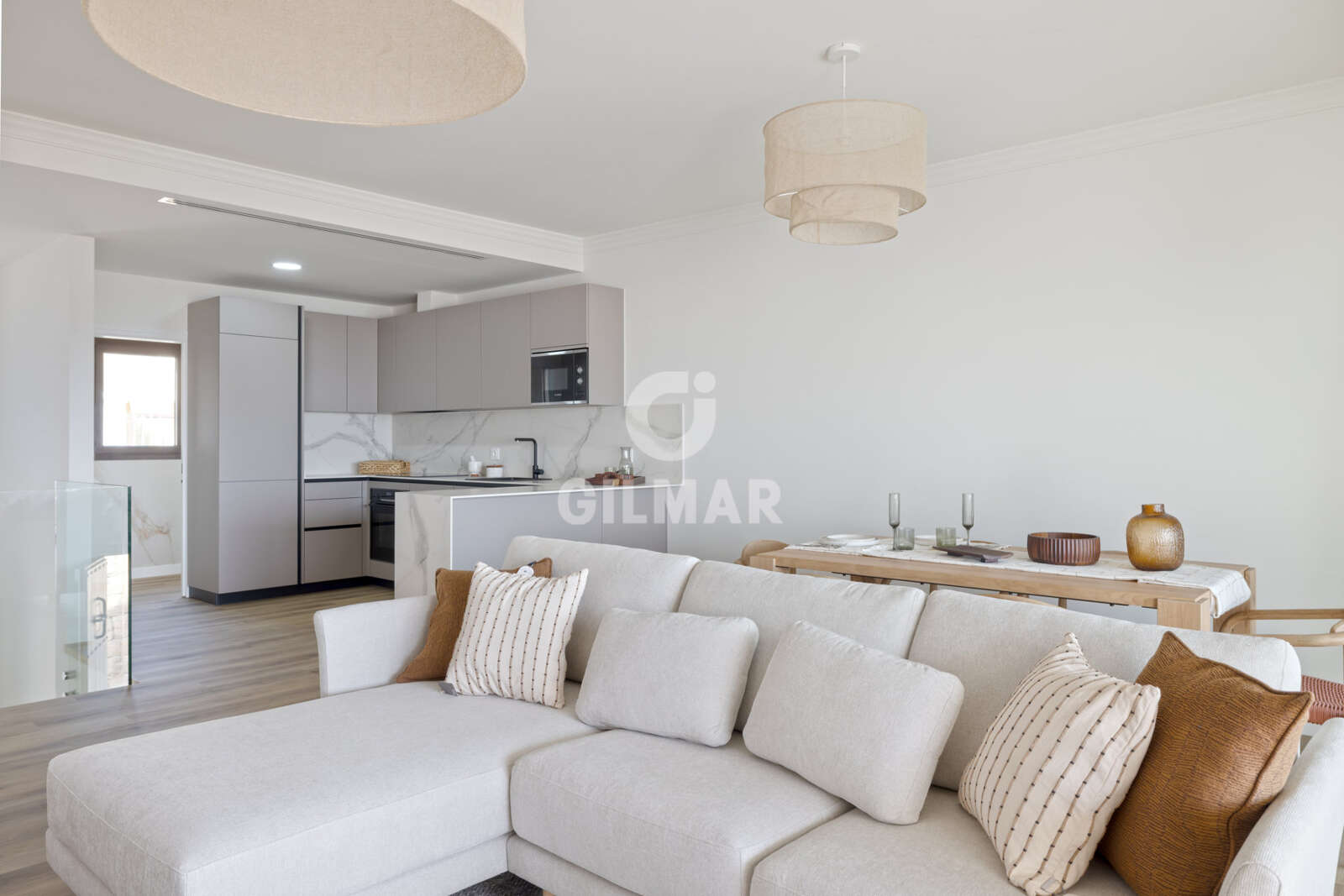 Property slider Gilmar