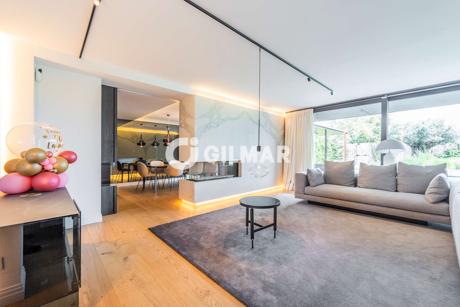 Property slider Gilmar