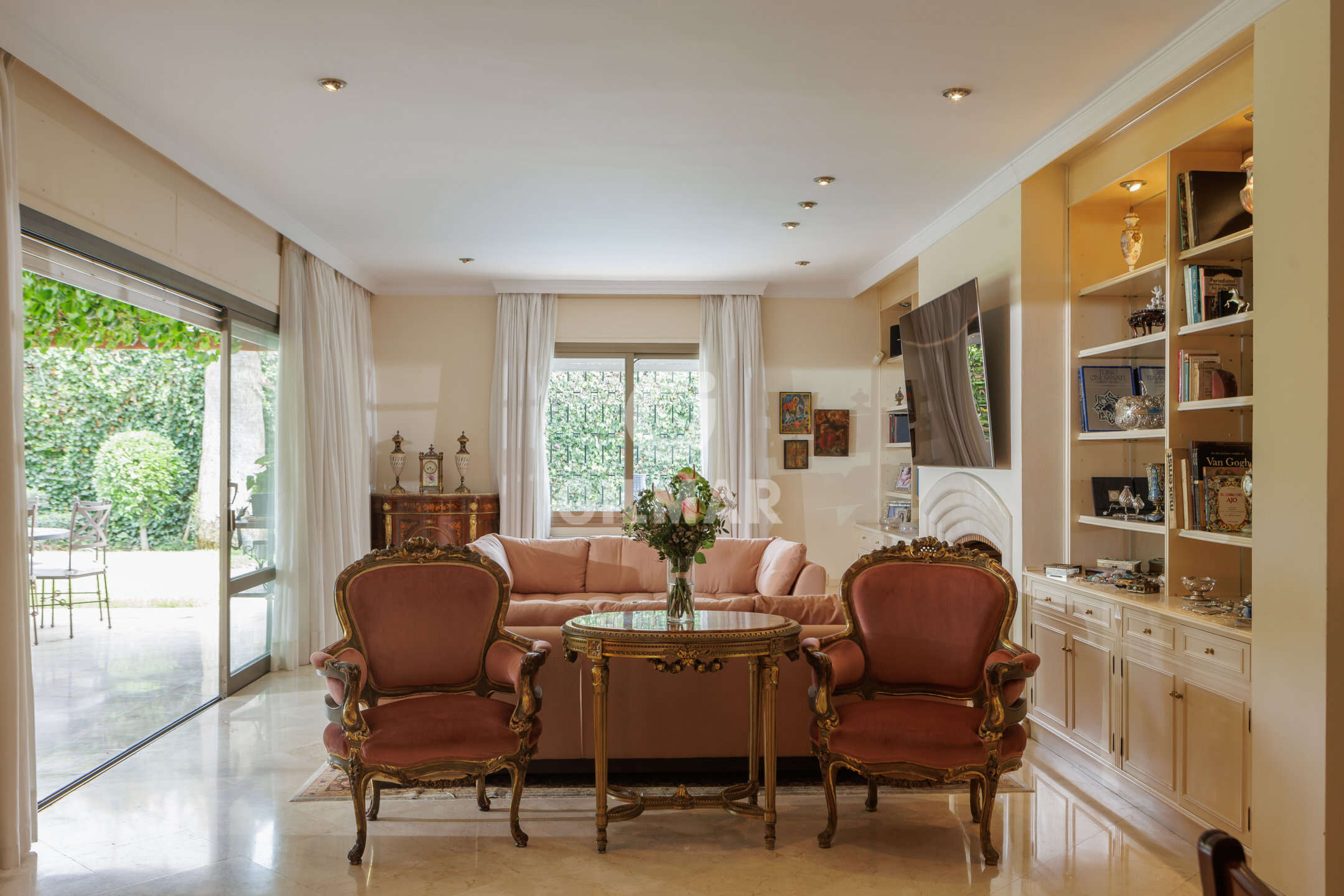 Photo of Villa