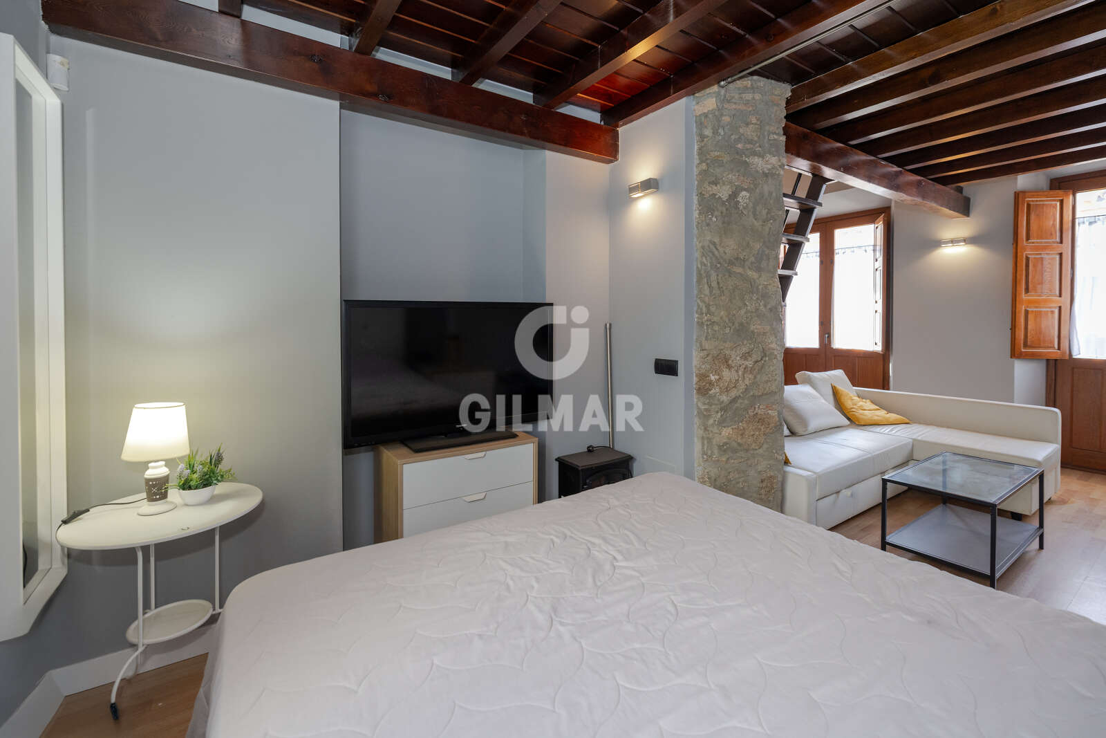 Property slider Gilmar