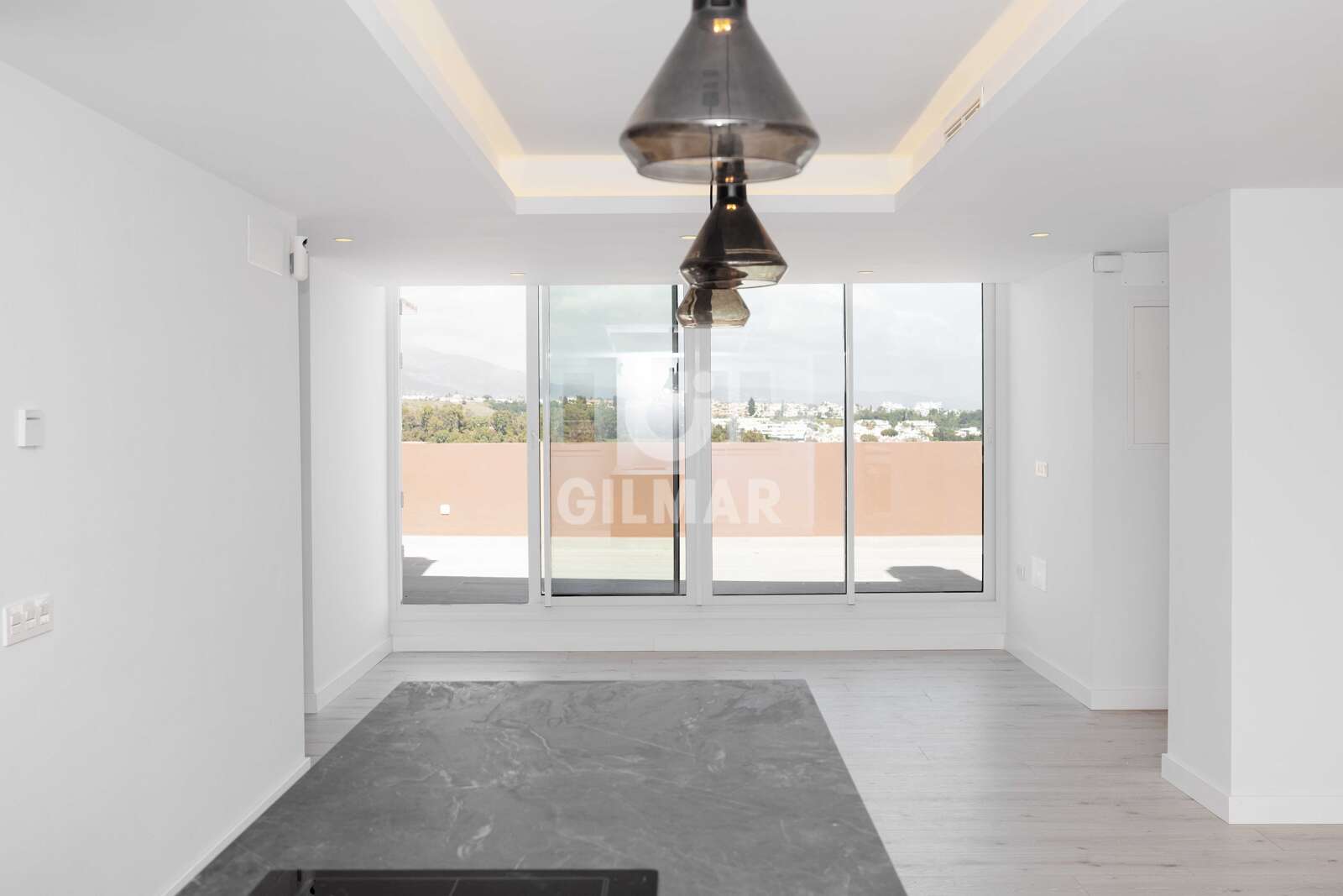 Property slider Gilmar