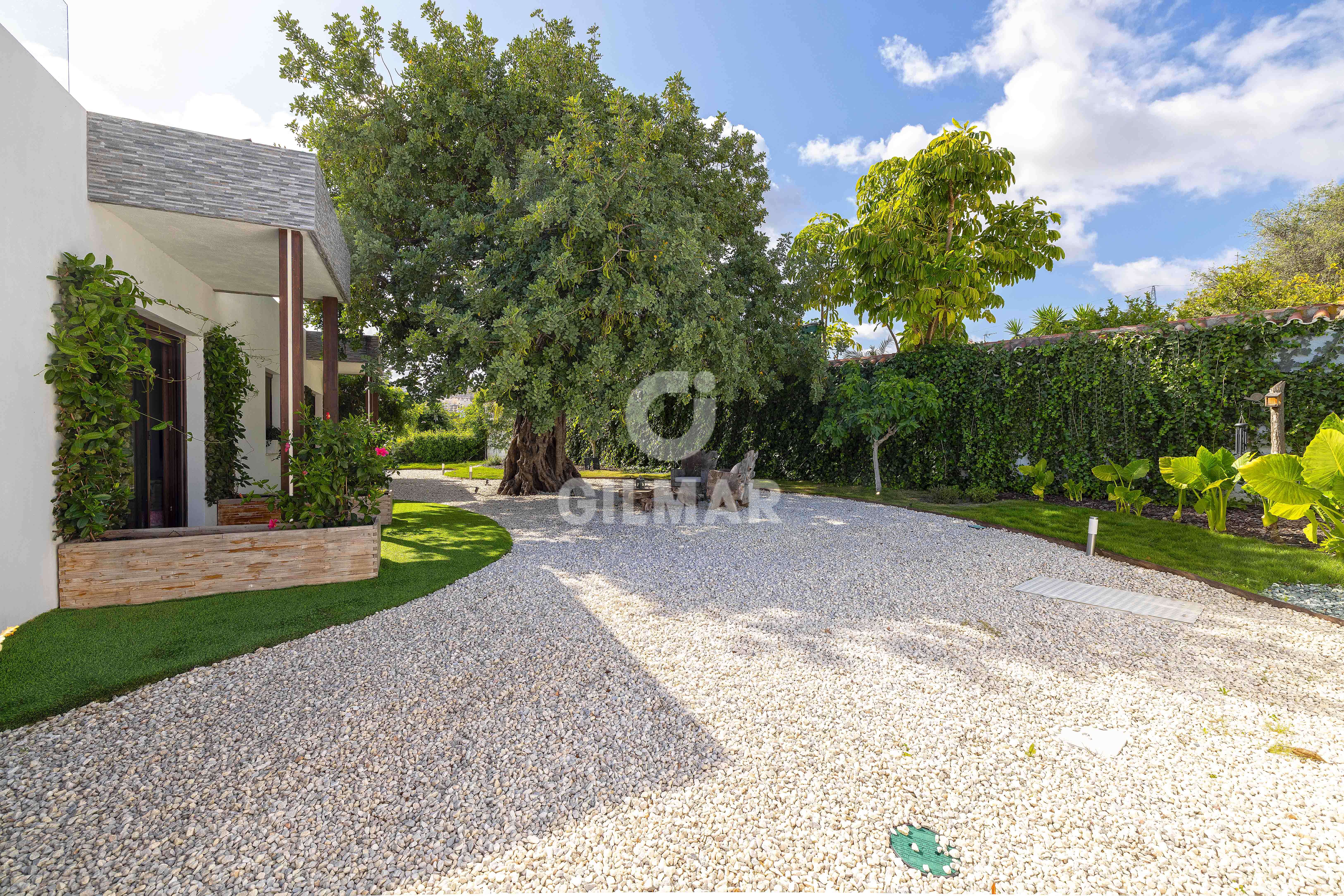 Photo of Villa