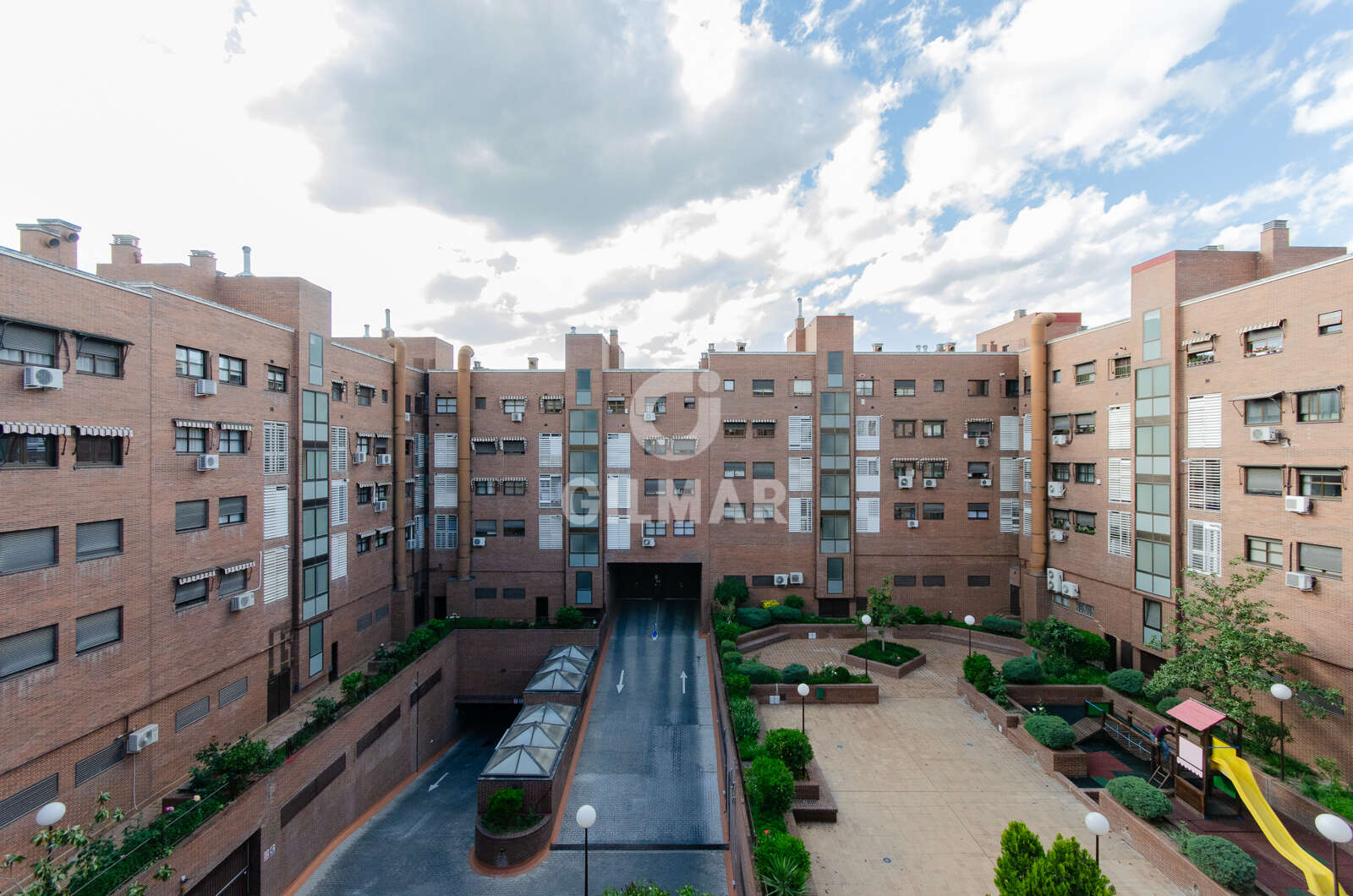 Property slider Gilmar