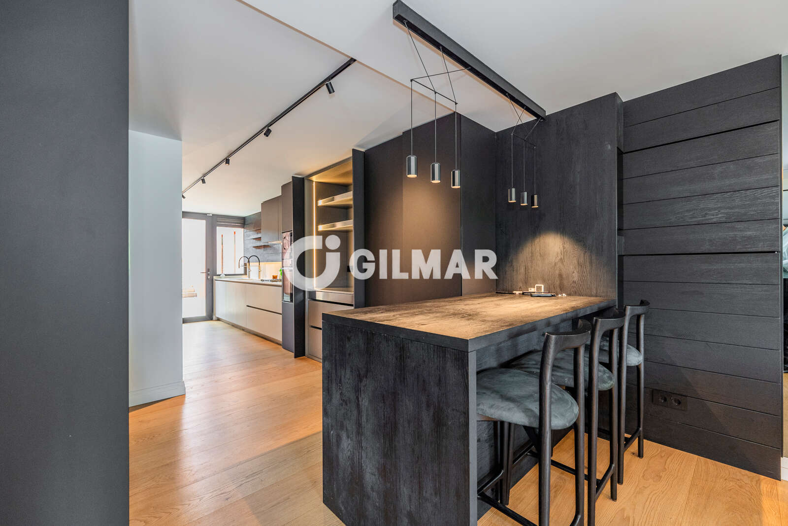 Property slider Gilmar
