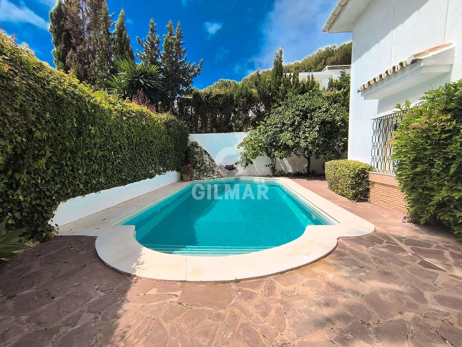 Property slider Gilmar
