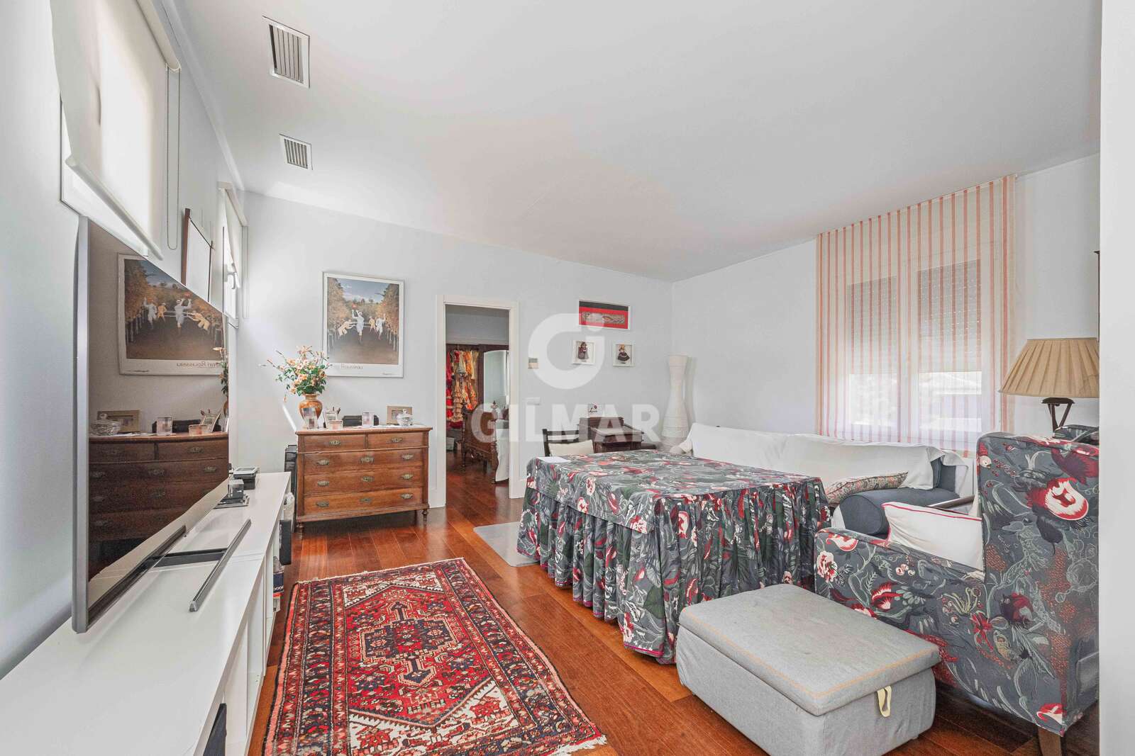 Property slider Gilmar