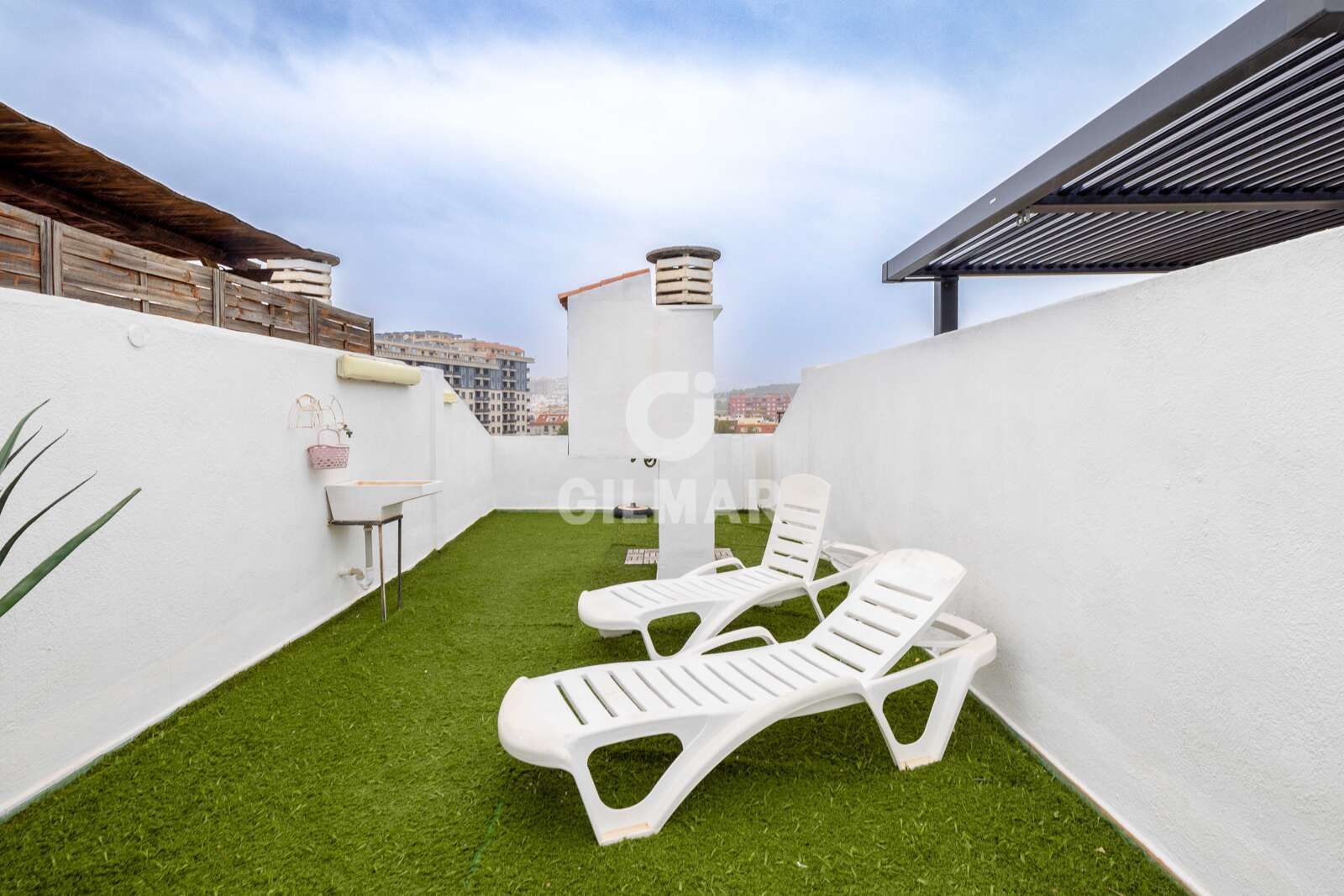 Property slider Gilmar