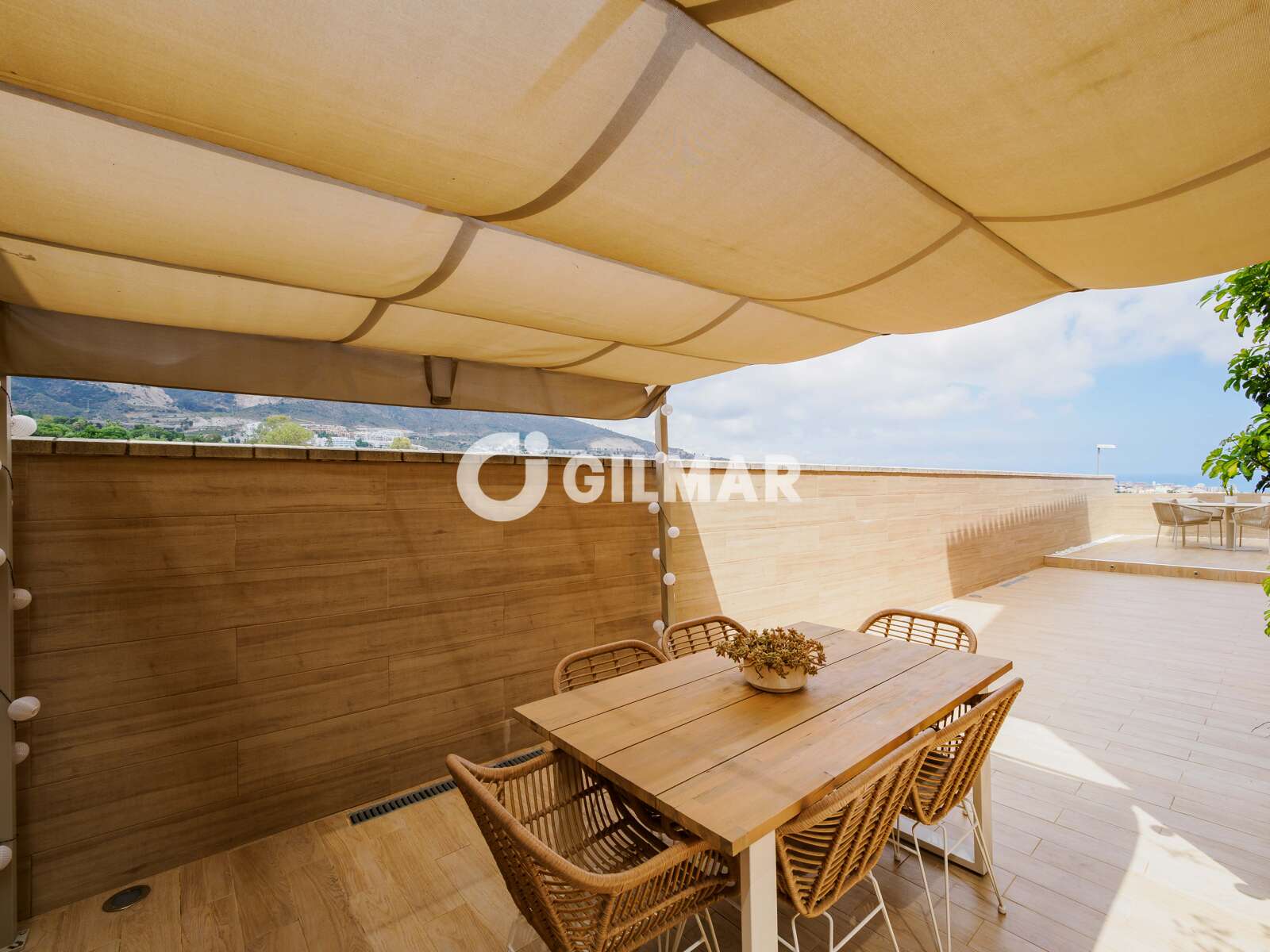 Property slider Gilmar