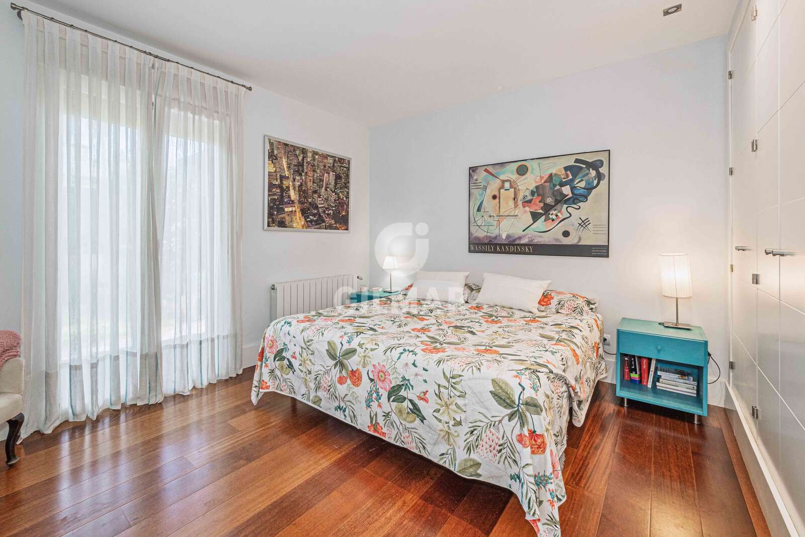 Property slider Gilmar