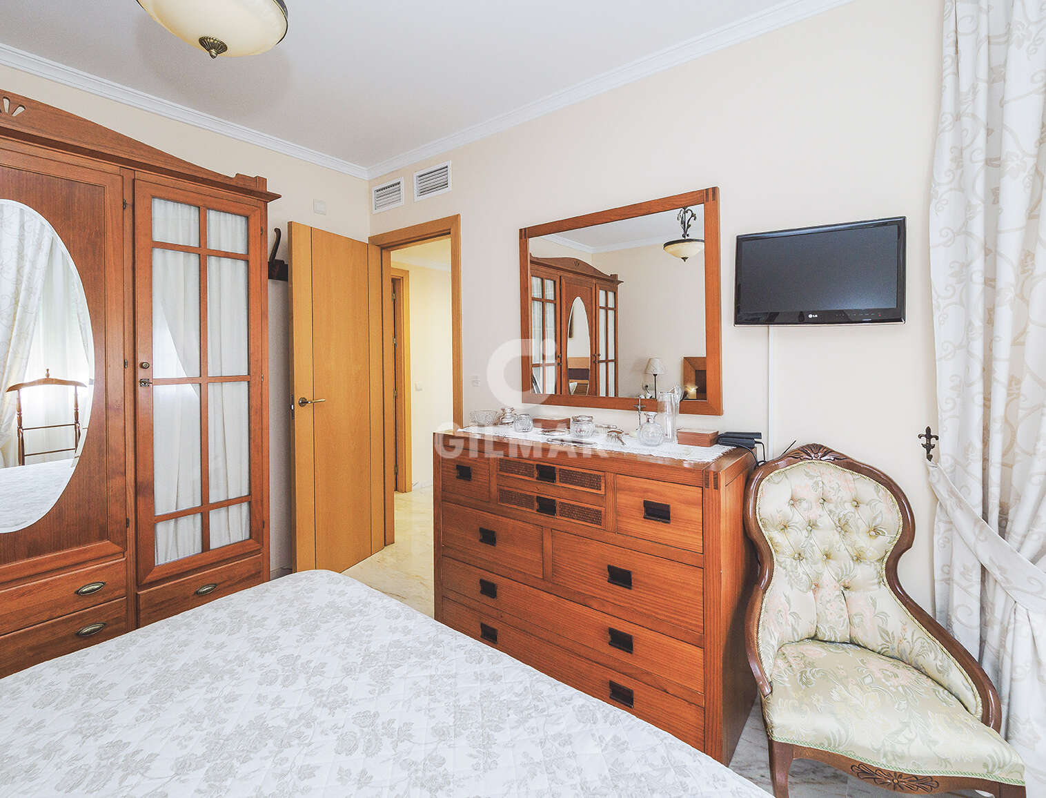 Property slider Gilmar
