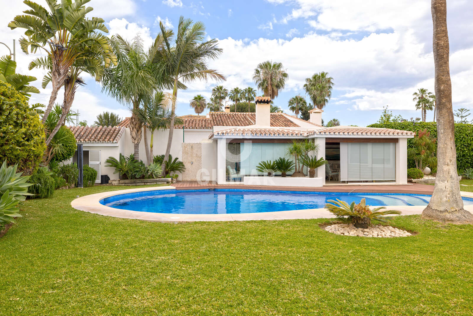 Property slider Gilmar