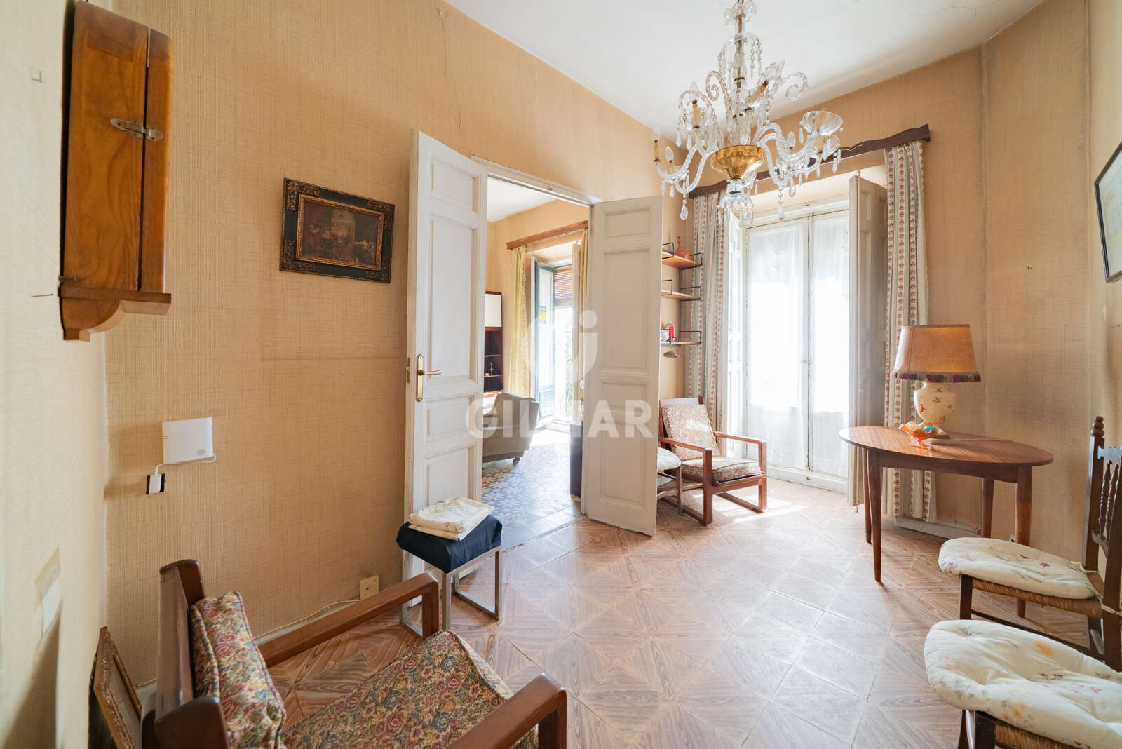 Property slider Gilmar