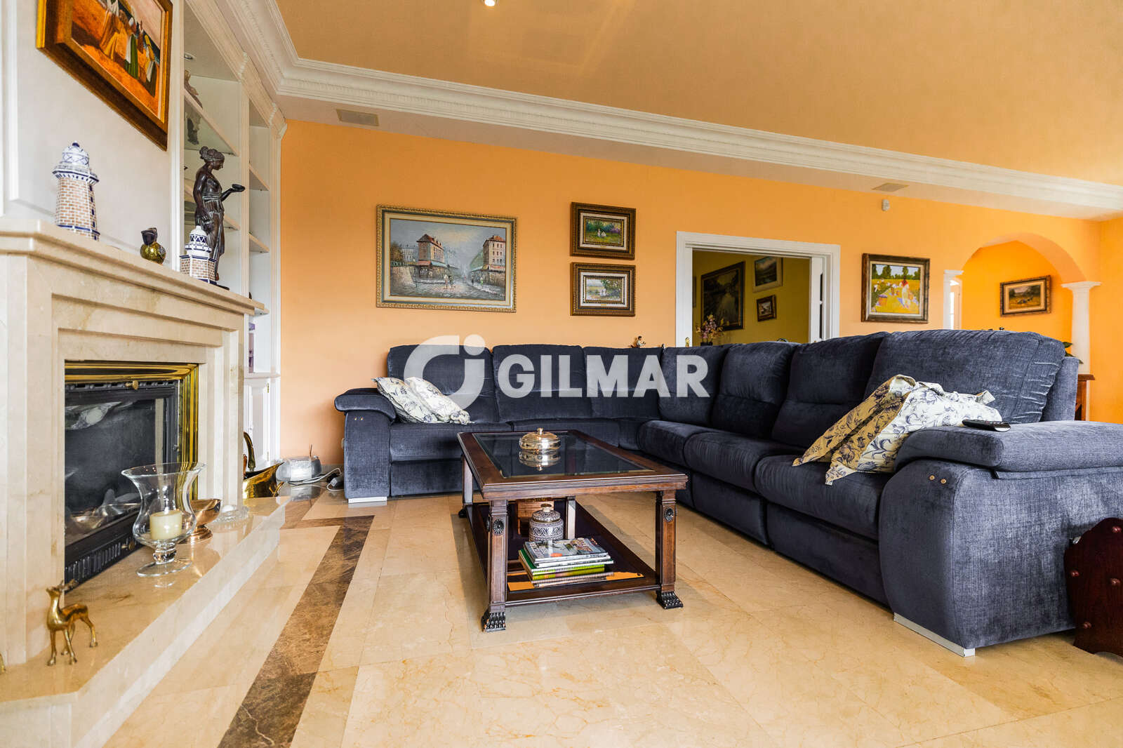 Property slider Gilmar