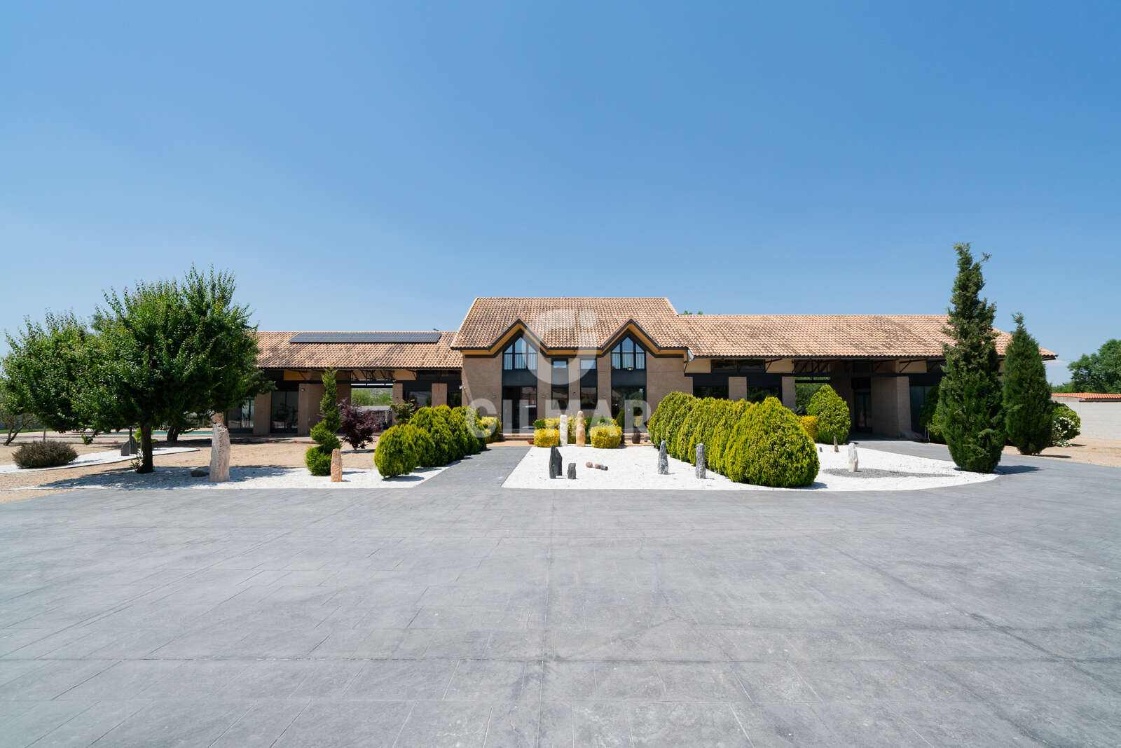 Property slider Gilmar