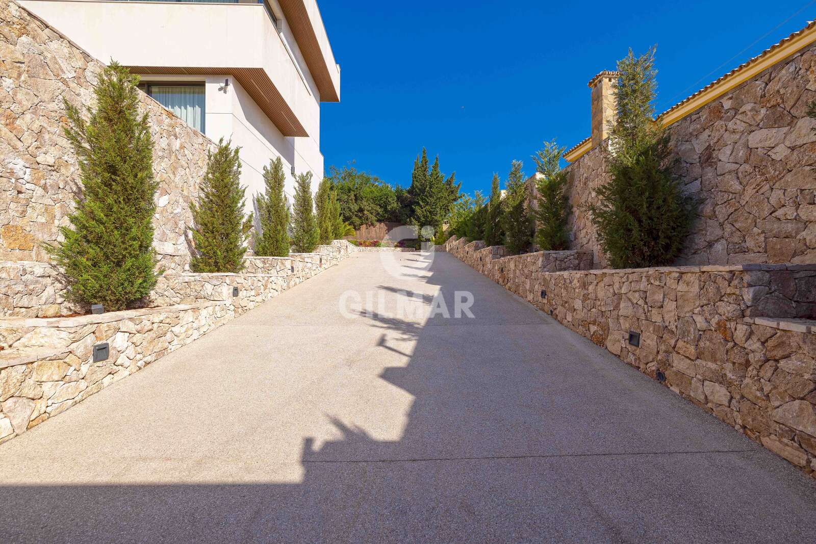 Property slider Gilmar