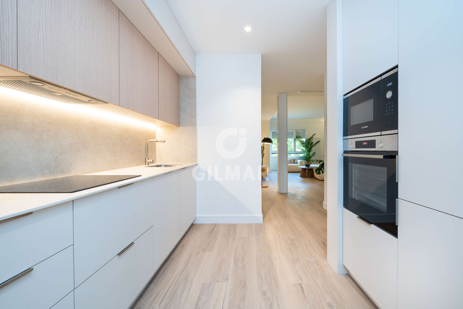Property slider Gilmar