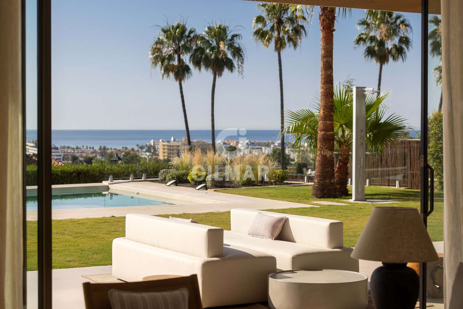 Property slider Gilmar