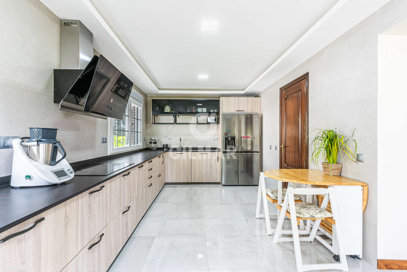 Property slider Gilmar