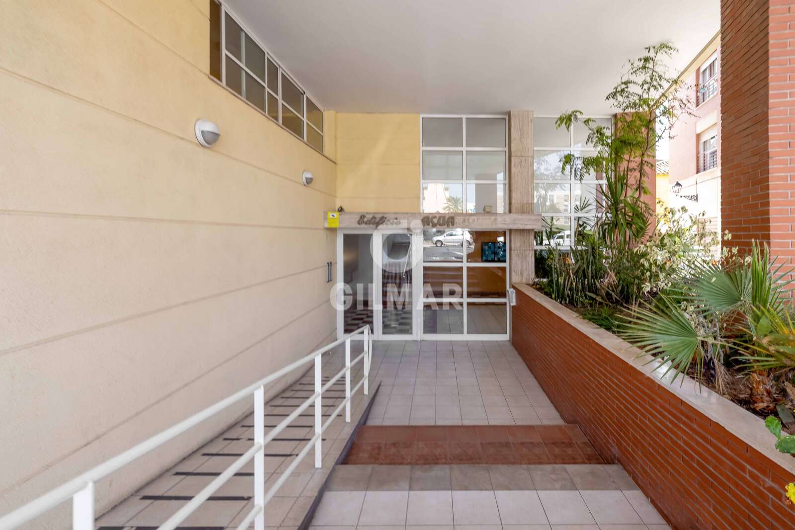Property slider Gilmar