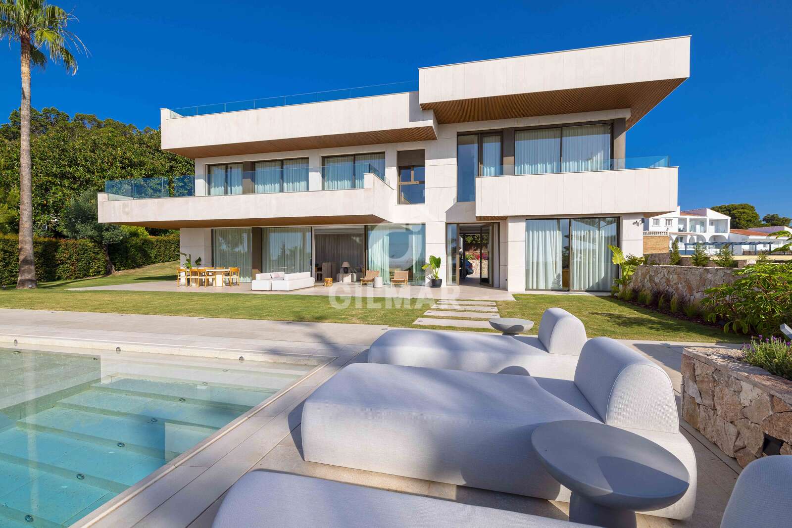 Property slider Gilmar