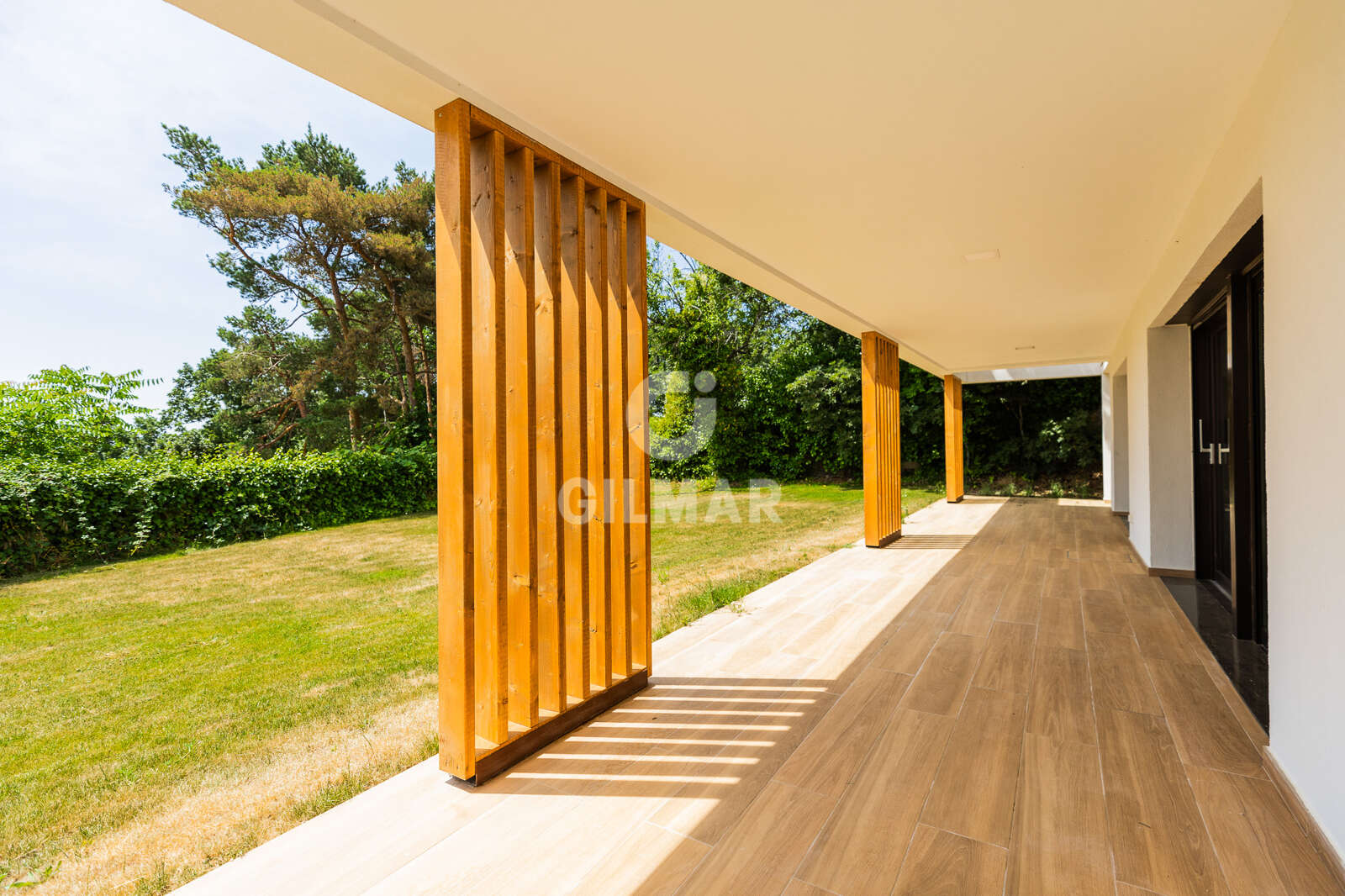 Property slider Gilmar