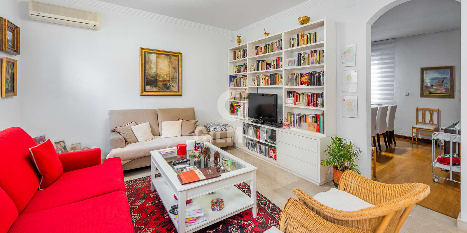 Property slider Gilmar