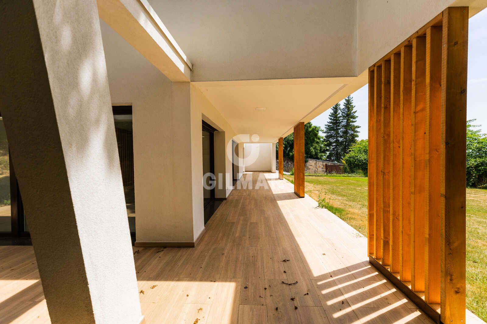 Property slider Gilmar