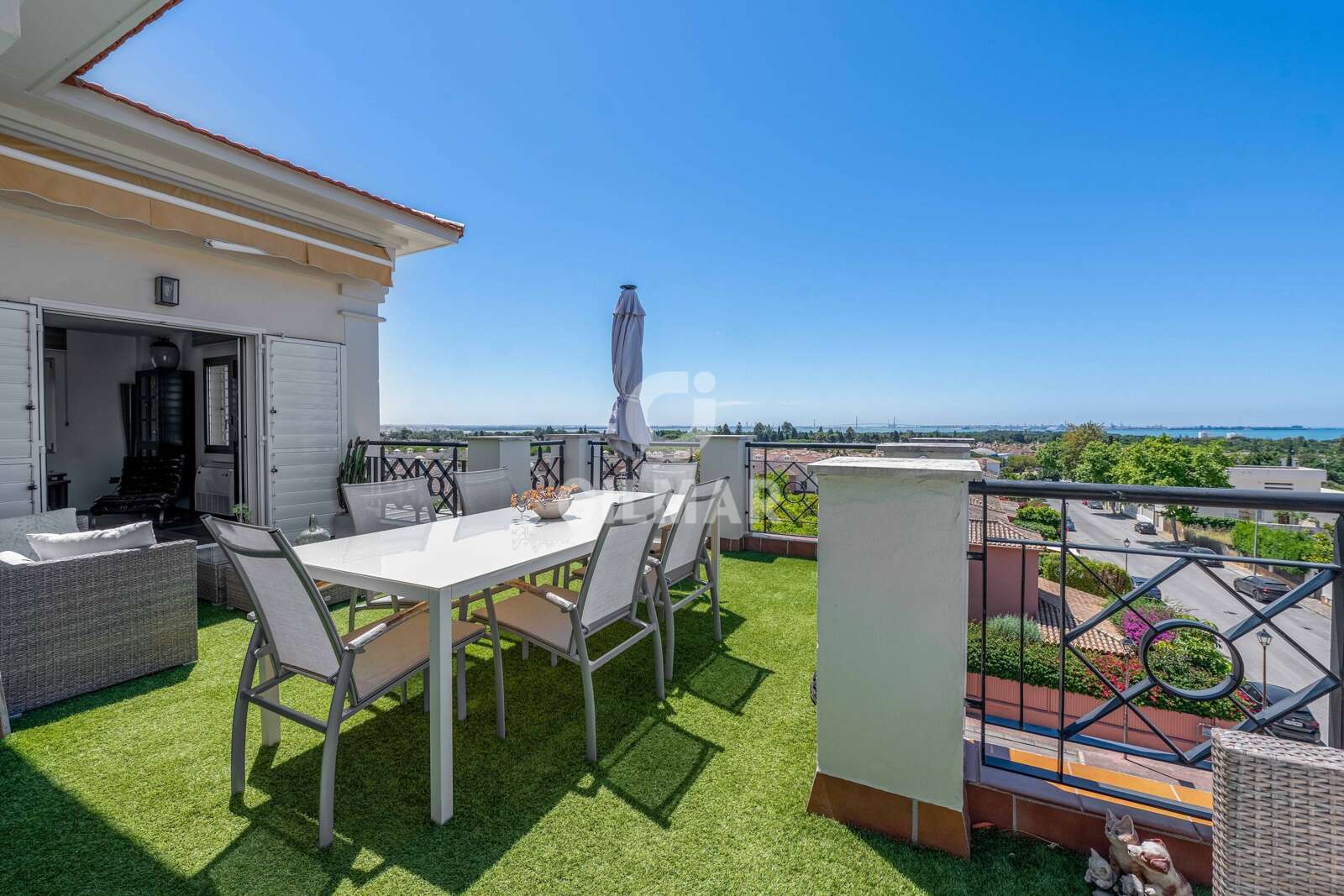 Property slider Gilmar