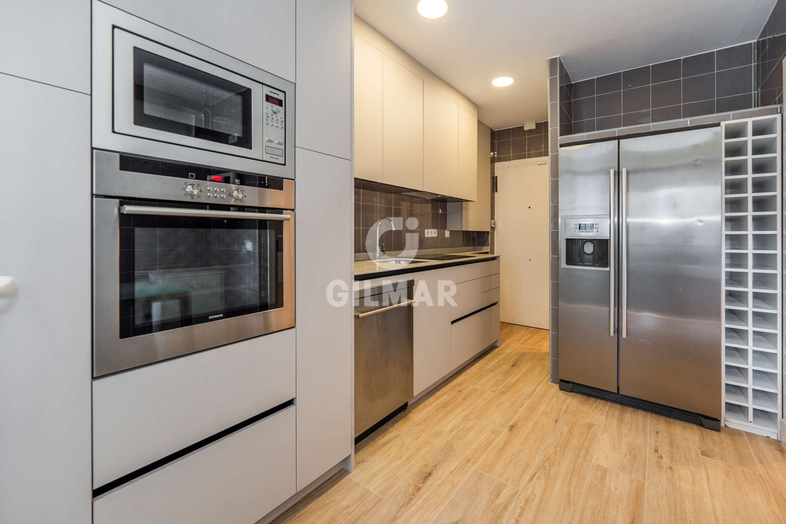 Property slider Gilmar