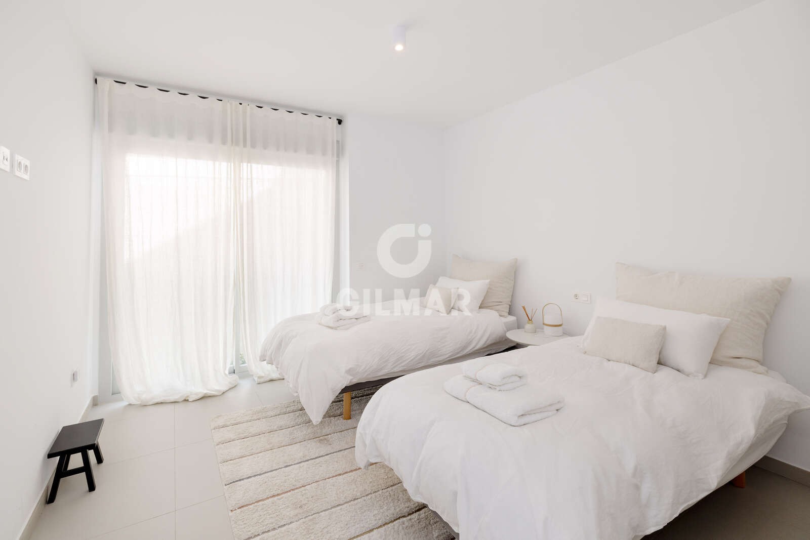 Property slider Gilmar