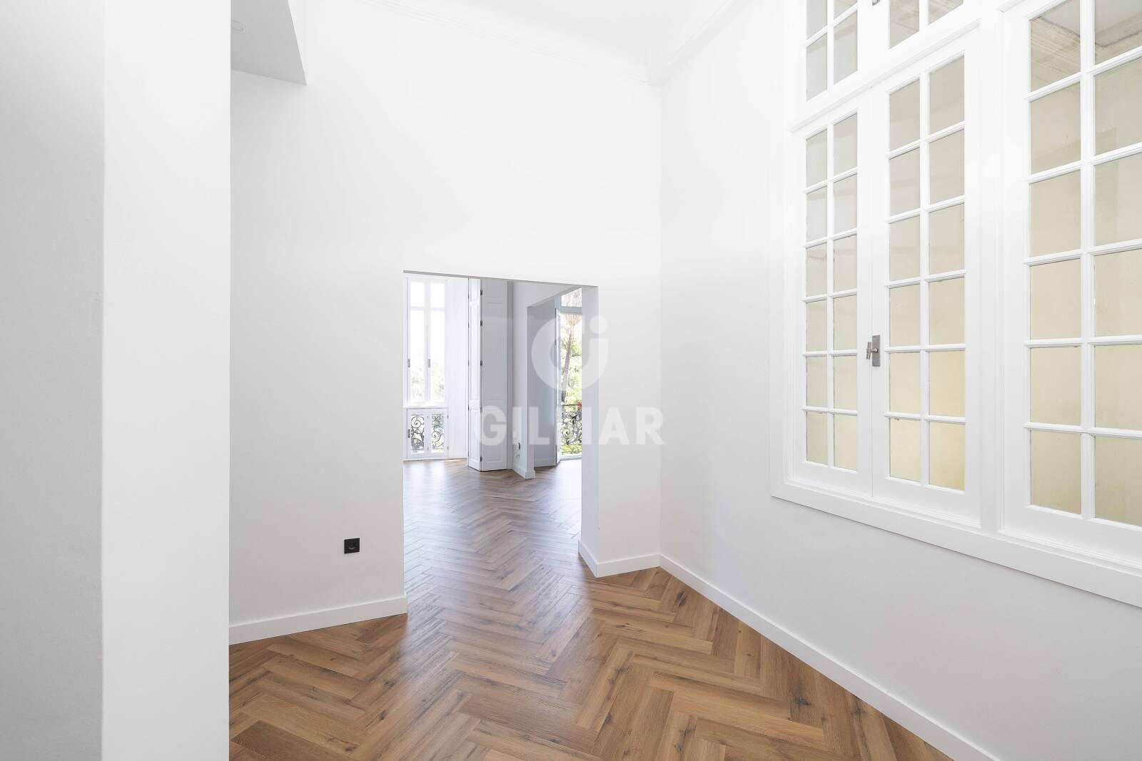 Property slider Gilmar