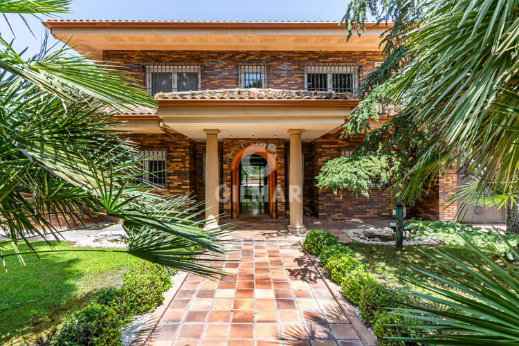 Chalet Independiente en venta en Villaviciosa de Odón – Madrid