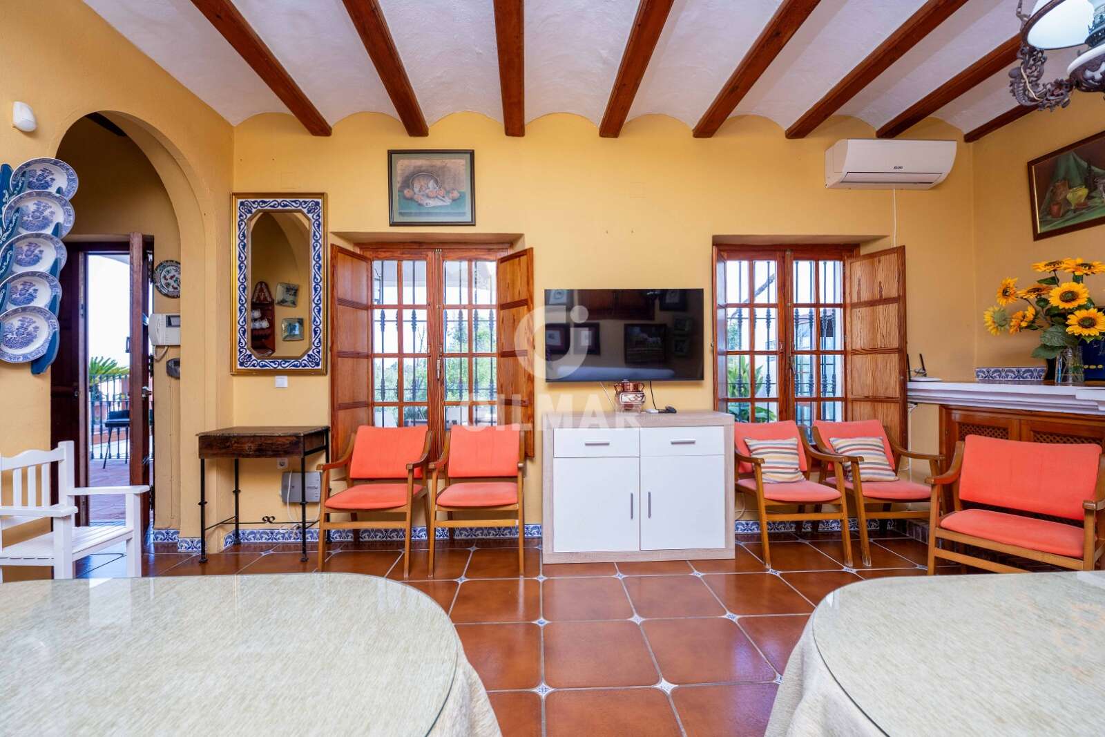 Property slider Gilmar