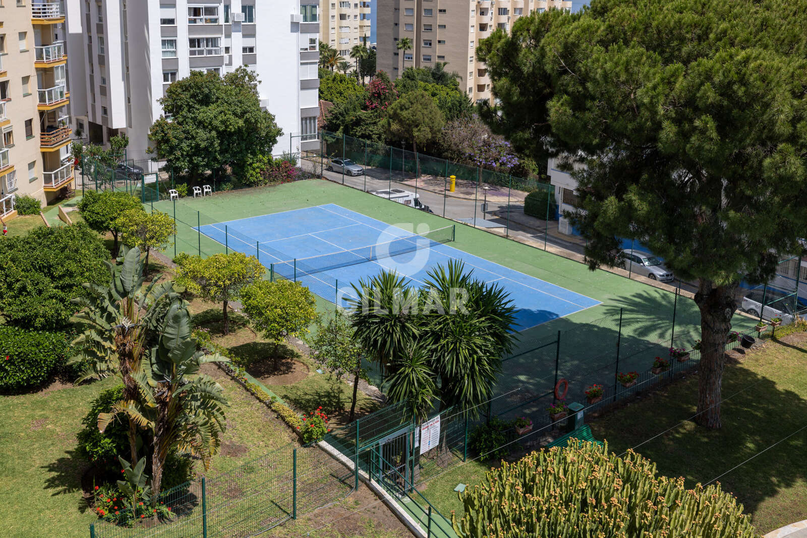 Property slider Gilmar