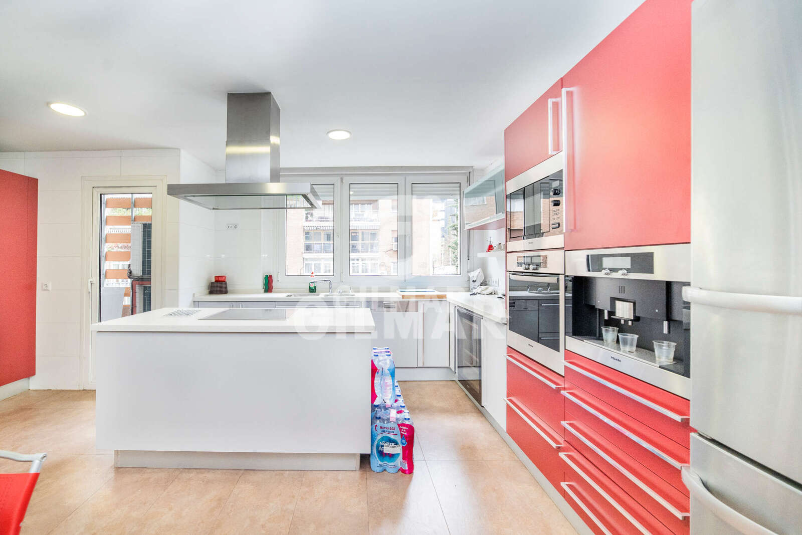 Property slider Gilmar