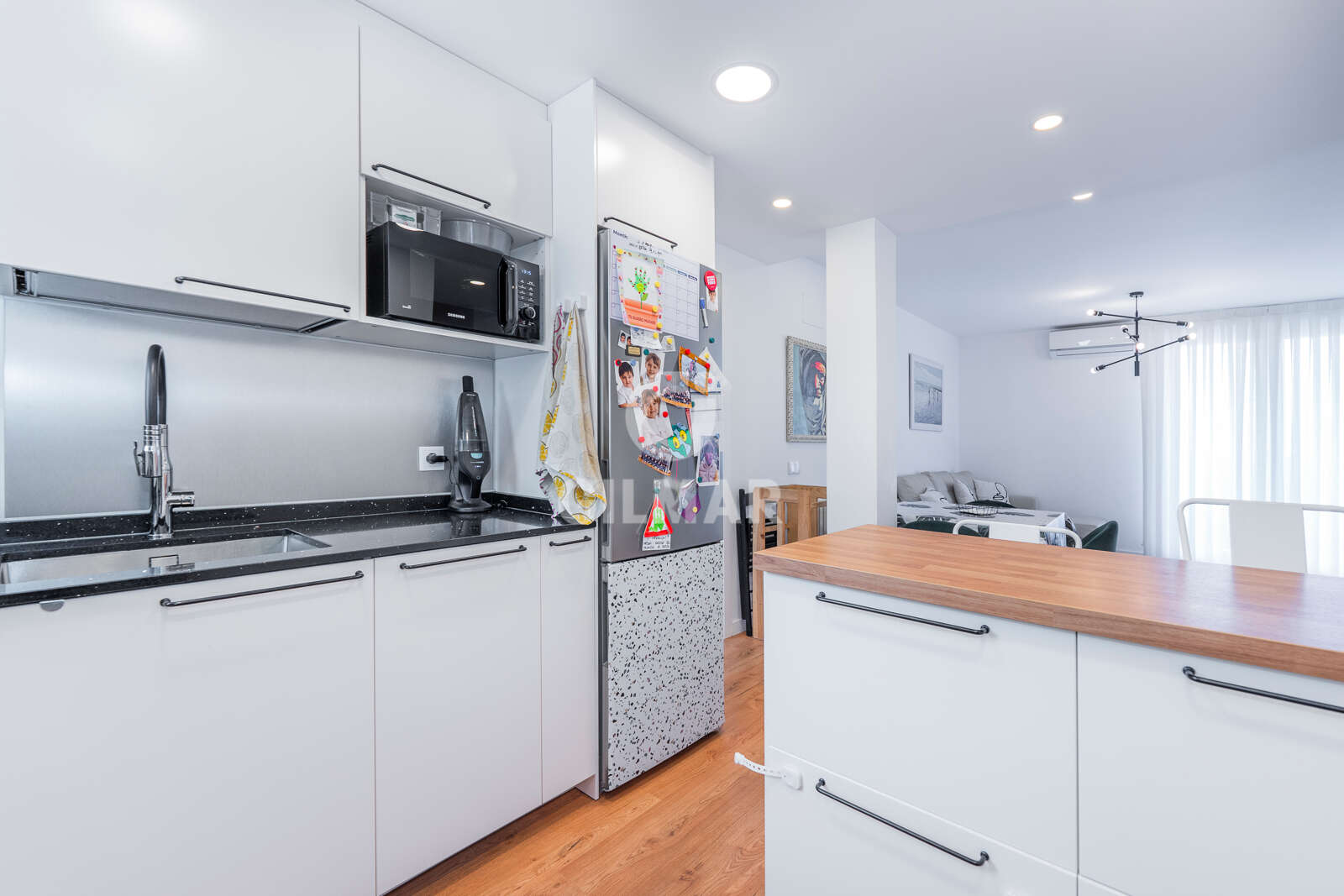 Property slider Gilmar