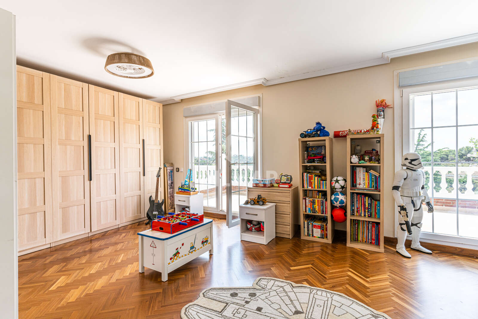 Property slider Gilmar