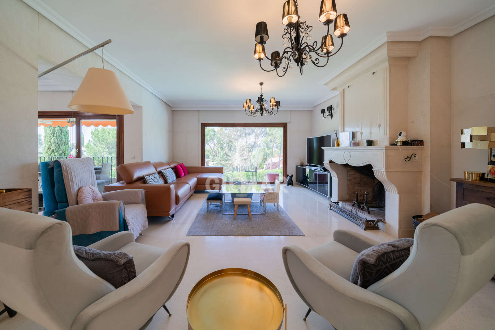Property slider Gilmar