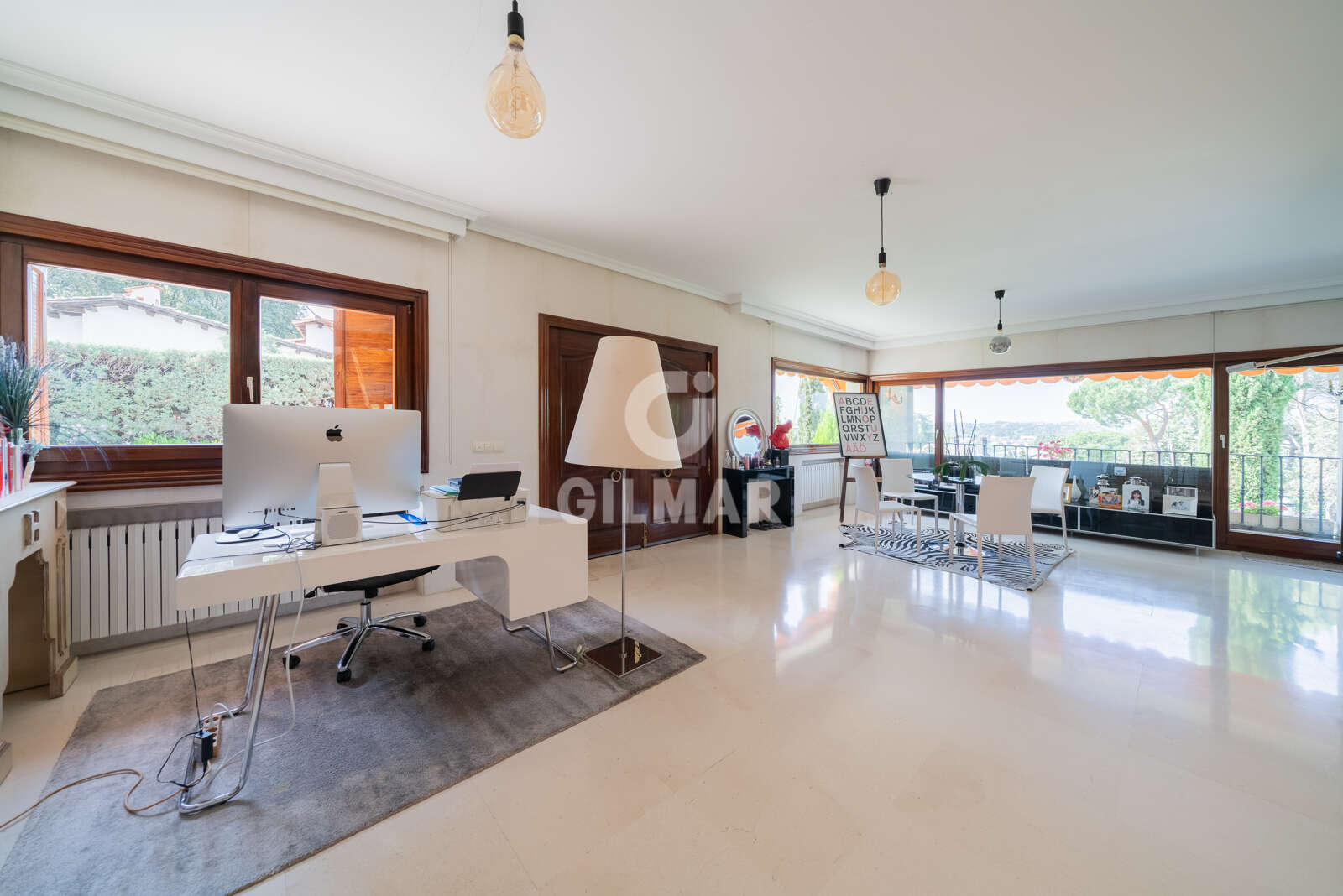 Property slider Gilmar