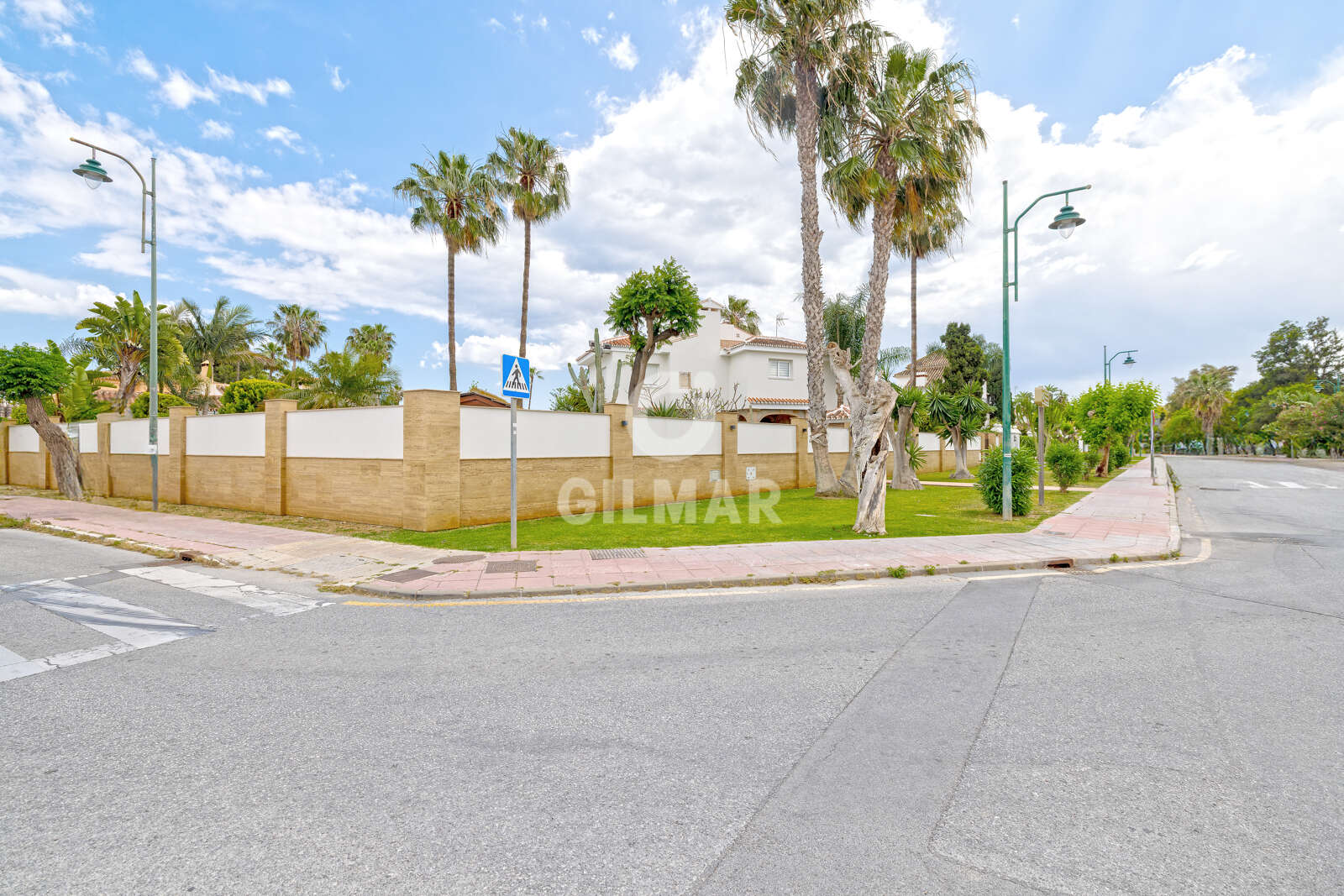 Property slider Gilmar