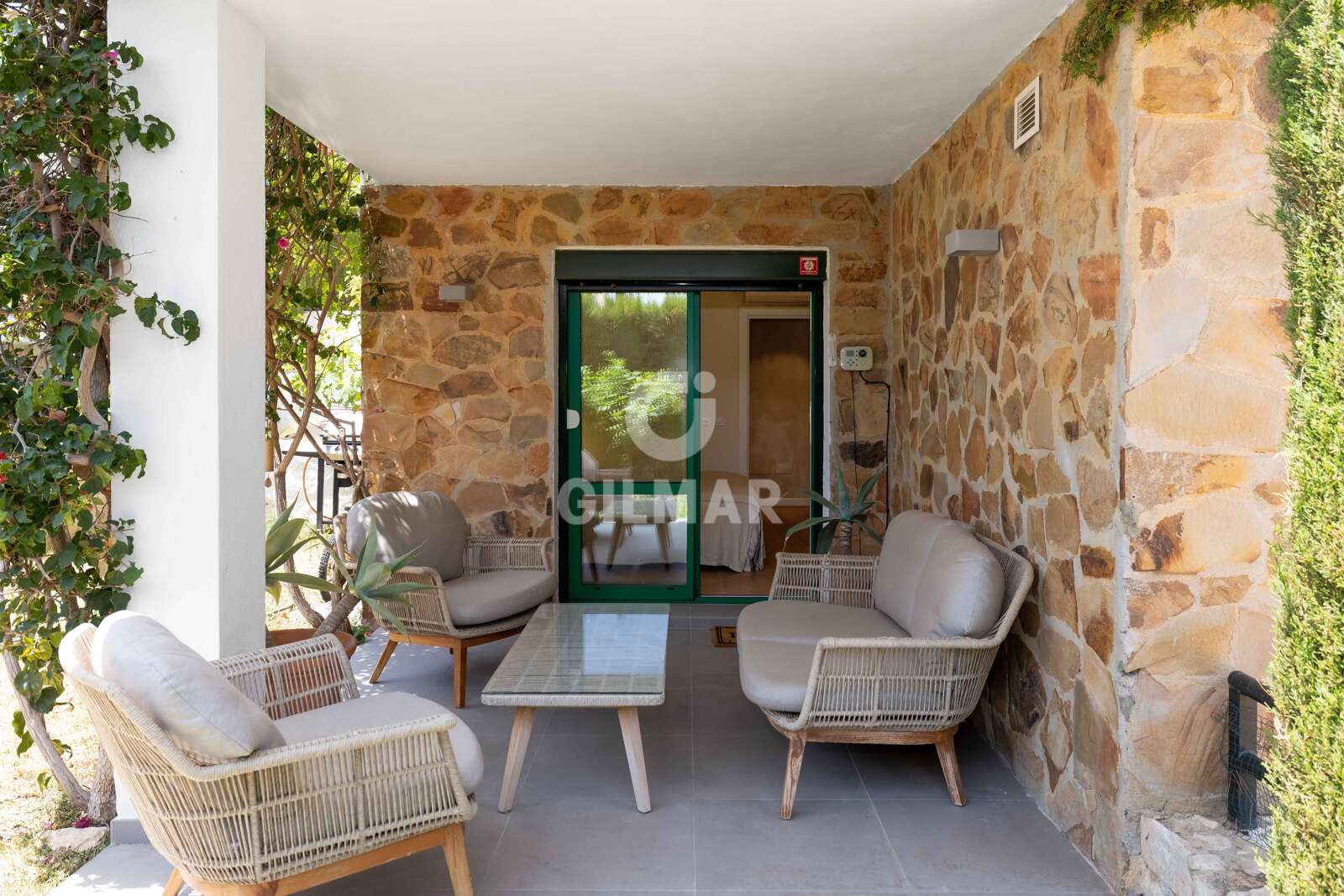 Property slider Gilmar