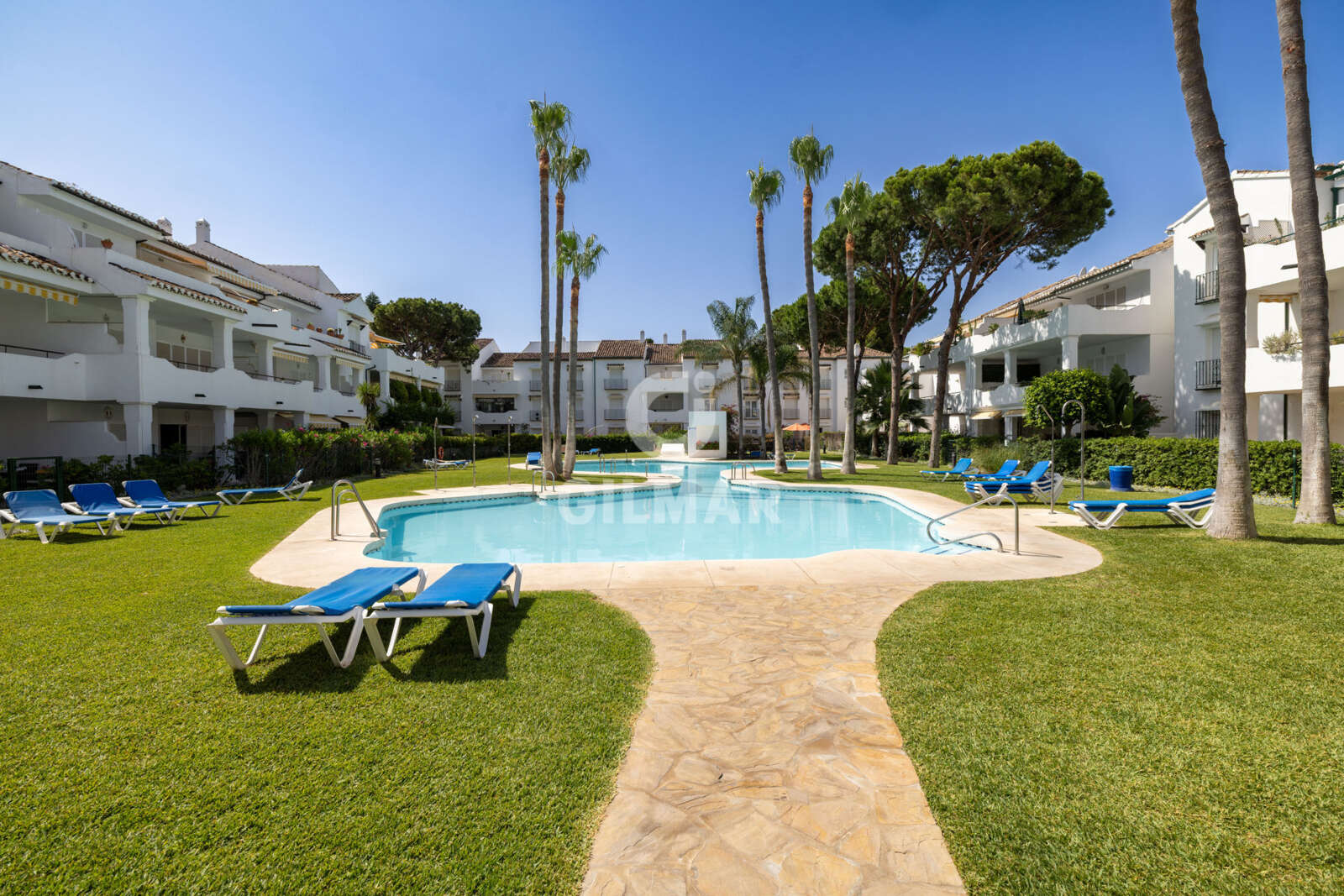 Property slider Gilmar