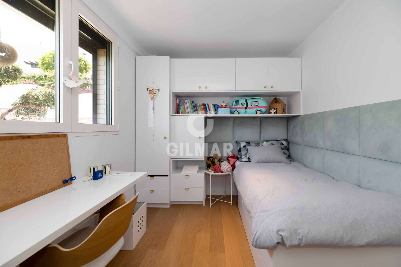 Property slider Gilmar