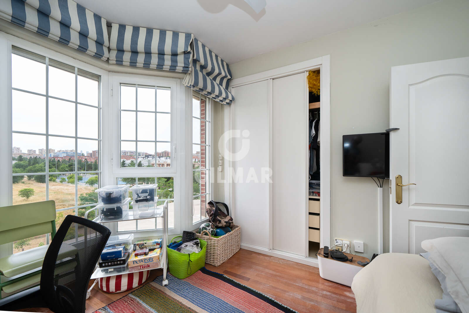 Property slider Gilmar