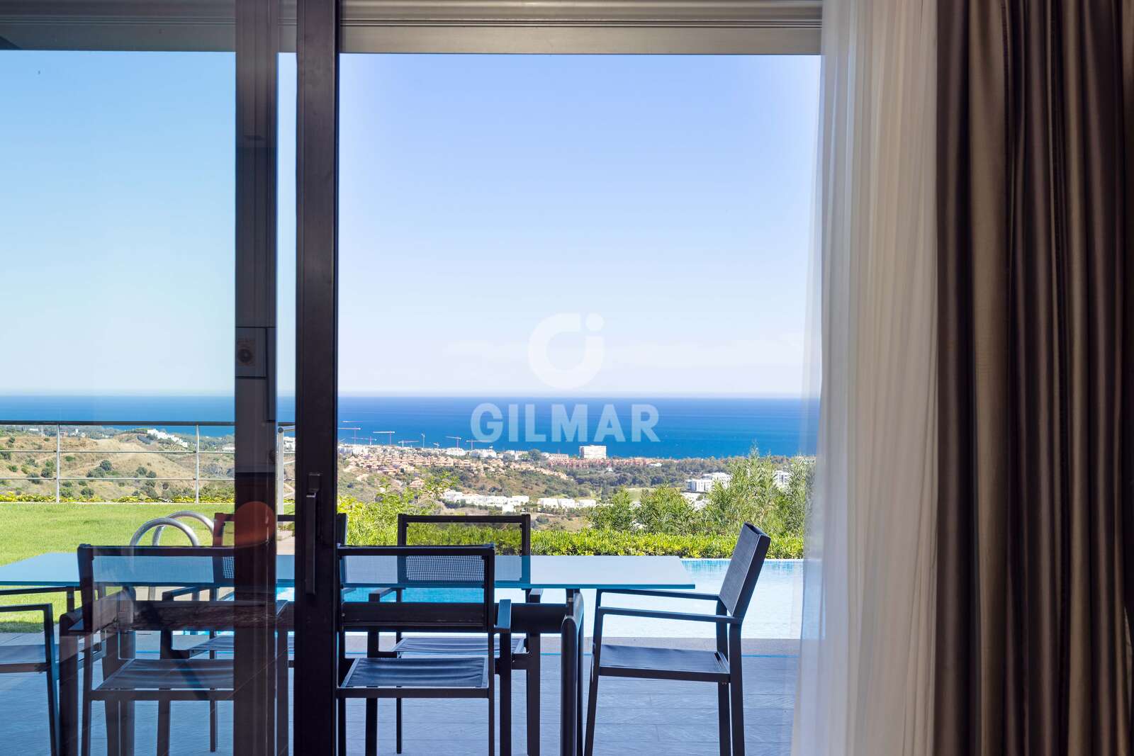 Property slider Gilmar