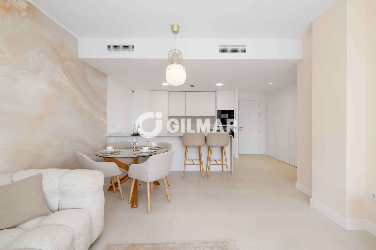 Property slider Gilmar