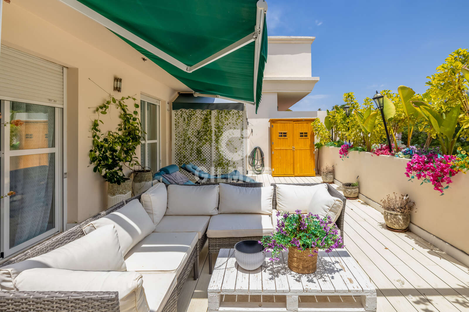 Property slider Gilmar