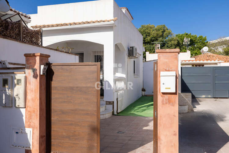 Chalet Independiente en venta en Benalmádena – Málaga | Gilmar