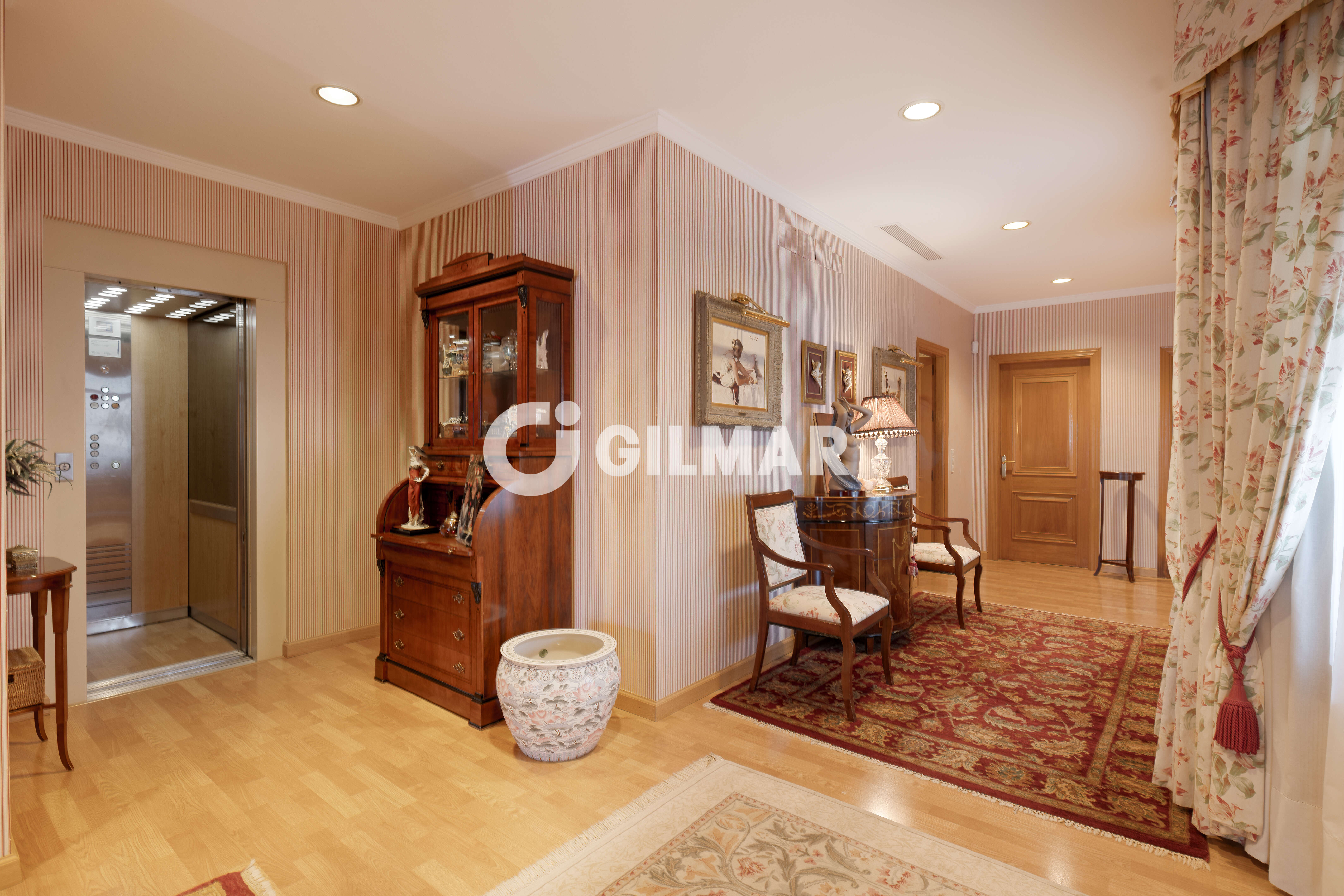 Photo of Villa