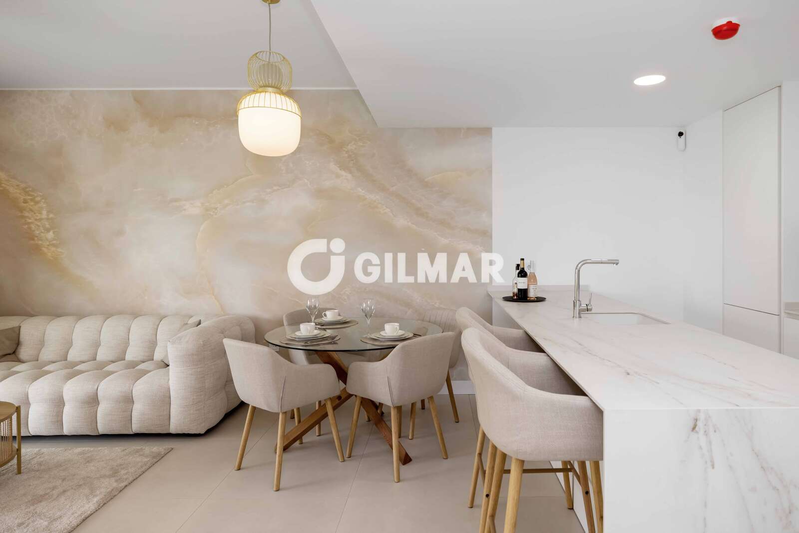 Property slider Gilmar